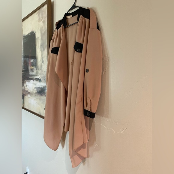 So Central| Small| tan/black cardigan| Great condition. - Picture 2 of 4